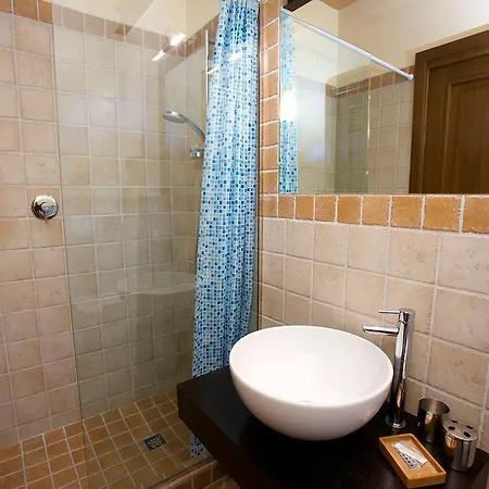 农家乐 Paradiso 44 *