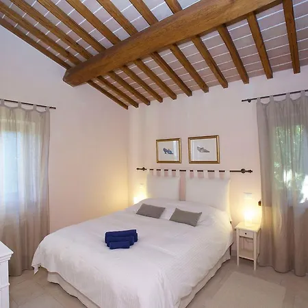 Paradiso 44 *